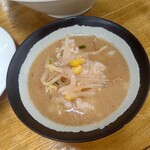 おおぎやラーメン - 【2022.3.3(木)】ライスにみそラーメンのスープを入れた