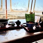 江ノ島小屋 - まかない丼とホロホロ丼