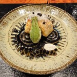 草庵 鍋島 - 対馬産穴子と蕗の薹の揚げ物