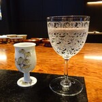 草庵 鍋島 - 水、梅酒（鍋島大吟醸で漬けたもの）