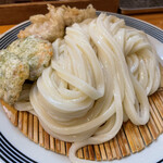 手打ちうどん 上を向いて - 