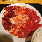 Minato Mirai De Yakiniku Douraku - 