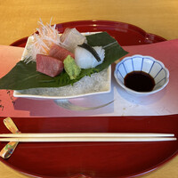 京懐石 美濃吉 そごう千葉店 - 本日のお造り三種