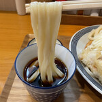 手打ちうどん 上を向いて - 