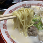 Gyuu zen - 麺は中太ストレート