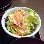 Gyuushige - サラダ