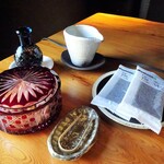 草庵 鍋島 - 朝食：削り節、胡麻だれ、有明海苔