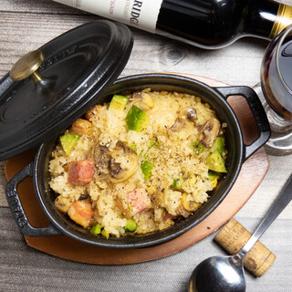 食べなきゃ損！！絶品！アボカドとベーコンのストウブ飯♪