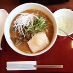 古奈屋 - 牛すじカレーうどん(大盛り)揚げもちトッピング