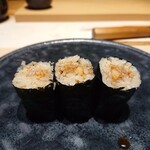 鮨 唐島 - 穴子とゴボウの細巻き