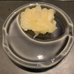 北海道焼肉 北うし - カリフラワーのピクルス