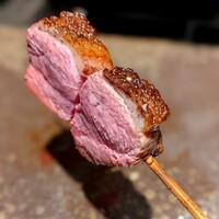 YAKITORI 燃 es - 七谷鴨のロース。エトフェ処理。これも脂が美味しい。