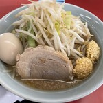 ラーメン もっけだの - 『ラーメン普通ニンニクマシマシヤサイマシ+味玉』