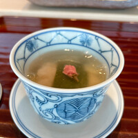 鮨 在 - 