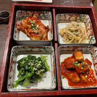 百済 - 希少部位コース全12品　キムチ盛り合わせ