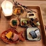 馬車道 大かわ - お雛様を開けると