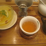 Chayu chainathi hausu - 愛玉子とフルーツゼリー、お茶付き￥１０５０＠’１２．１１．下旬
