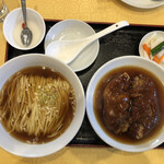 徳記 - 特製豚足麺