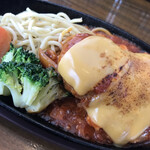 ビンゴ - 期間限定煮込みハンバーグ　　　　　　　　　　　　チェダーチーズトッピング