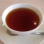 志緒里 - いしやきいも紅茶 350円