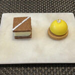 レストラン ラ・フロレゾン・ドゥ・タケウチ - PETIT’S FOURS