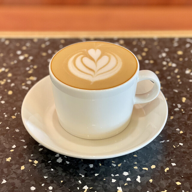 コーヒー&ケーキ・スタンド・ルル （COFFEE & CAKE STAND LULU） 薬院大通/カフェ 食べログ