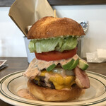 バーガーハウス - フルトッピングクラシックバーガー(ハラペーニョ抜き) モテコクーポン券で¥2,000 → ¥1,000！