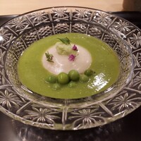 銀座 水野 - エンドウ豆のすりながしと胡麻豆腐