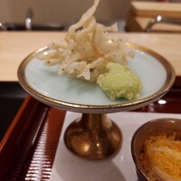 銀座 水野 - 八寸のシラウオ唐揚げと空豆天ぷら