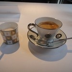 オーベルジュ・ド・リル - カフェ