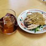海南飯店 - アルコールセット980円の紹興酒と棒棒鶏
