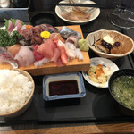 さかなや工房海鮮蔵 - 刺身定食！具大盛り！