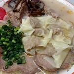 九州ラーメン友理 - チャーシューワンタンメン1045円