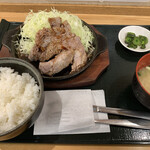 ゆうたく - トンテキ定食