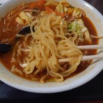 御食事処 大樹苑 - スタミナラーメン　900円　麺アップ