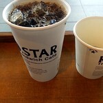 R.O.STAR - アイスコーヒーラージ170円　他チェーンの｢おかわり半額｣より安い謎の値段設定。