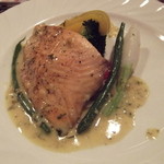 キャトルラパン - アトランティックサーモン　フルーツビネガーソース