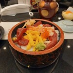 入船鮨 - 海鮮丼らんち