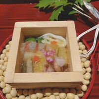 銀座 しのはら - 鮑・白魚・車海老・平貝・ほたるいか・子持ち昆布・胡瓜を生姜酢ジュレで。