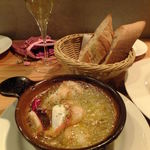 オレンジ - (☸ω☸)✦欲張りガーリックオイル煮（小エビ＆タコ）780円+バケット：４カット：２５０円