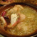 オレンジ - (☸ω☸)✦アッツアツです！欲張りガーリックオイル煮（小エビ＆タコ）780円