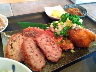 Bisutoro Kon - ■黒豚メンチカツ&チキン南蛮定食