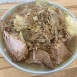 ラーメン 工藤 - ラーメン　300g 
            ニンニク　ヤサイマシ　アブラマシ　850円