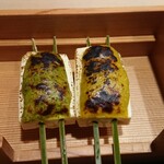 和ごころ 泉 - 春になるとこの豆腐田楽。木の芽と蕗の薹の味噌が春らしい明るい苦味。お焦げが香ばしくて好き。