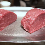 オカダ食品株式会社 - 和牛極上ヒレ肉 300g×2