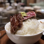 オカダ食品株式会社 - 和牛極上ステーキ肉 イチボ with 山葵 オンザライス