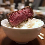 オカダ食品株式会社 - 和牛極上ヒレ肉 オンザライス