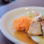 肉とごはんと時々やさい mohawk - "胡蘿蔔絲（せりにんじんせん）"