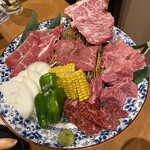 炭火焼肉 北勢 - 