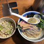 寿製麺 よしかわ - 牡蠣つけそば　大盛り